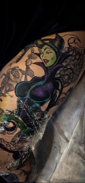 Maleficent (Disney Villain Leg Sleeve)